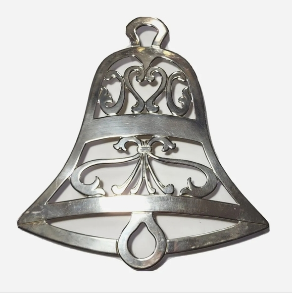 Vintage Large SILVER PLATED BELL Trivet Decor ITALY EP Zinc EUC Wedding Holiday - Picture 2 of 7